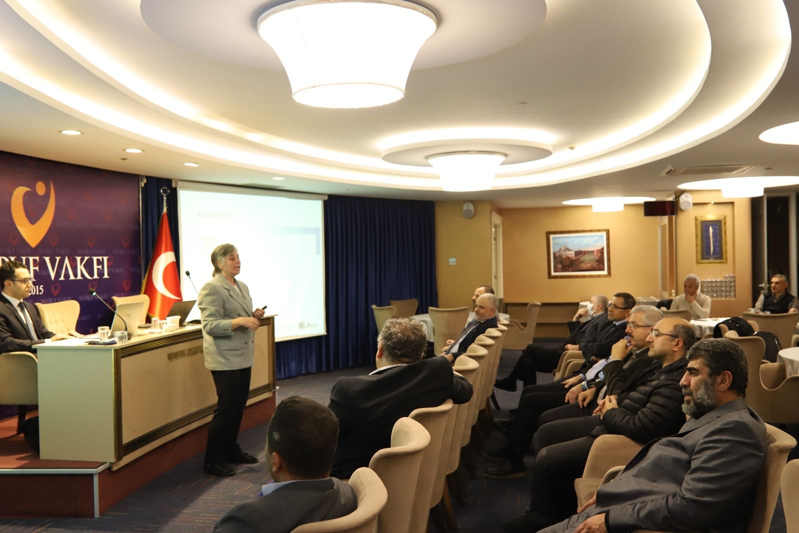 ASRİAD, aile şirketlerinin geleceğini kurguluyor.