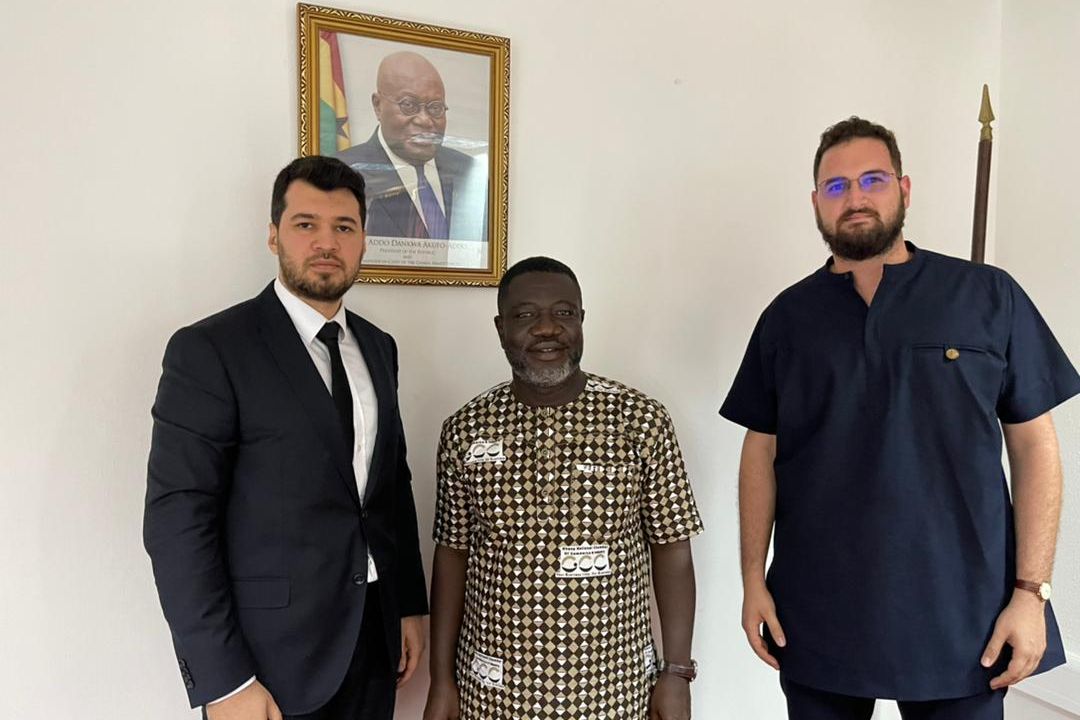 Afrika'nın altın sahiline ASRİAD çıkarması