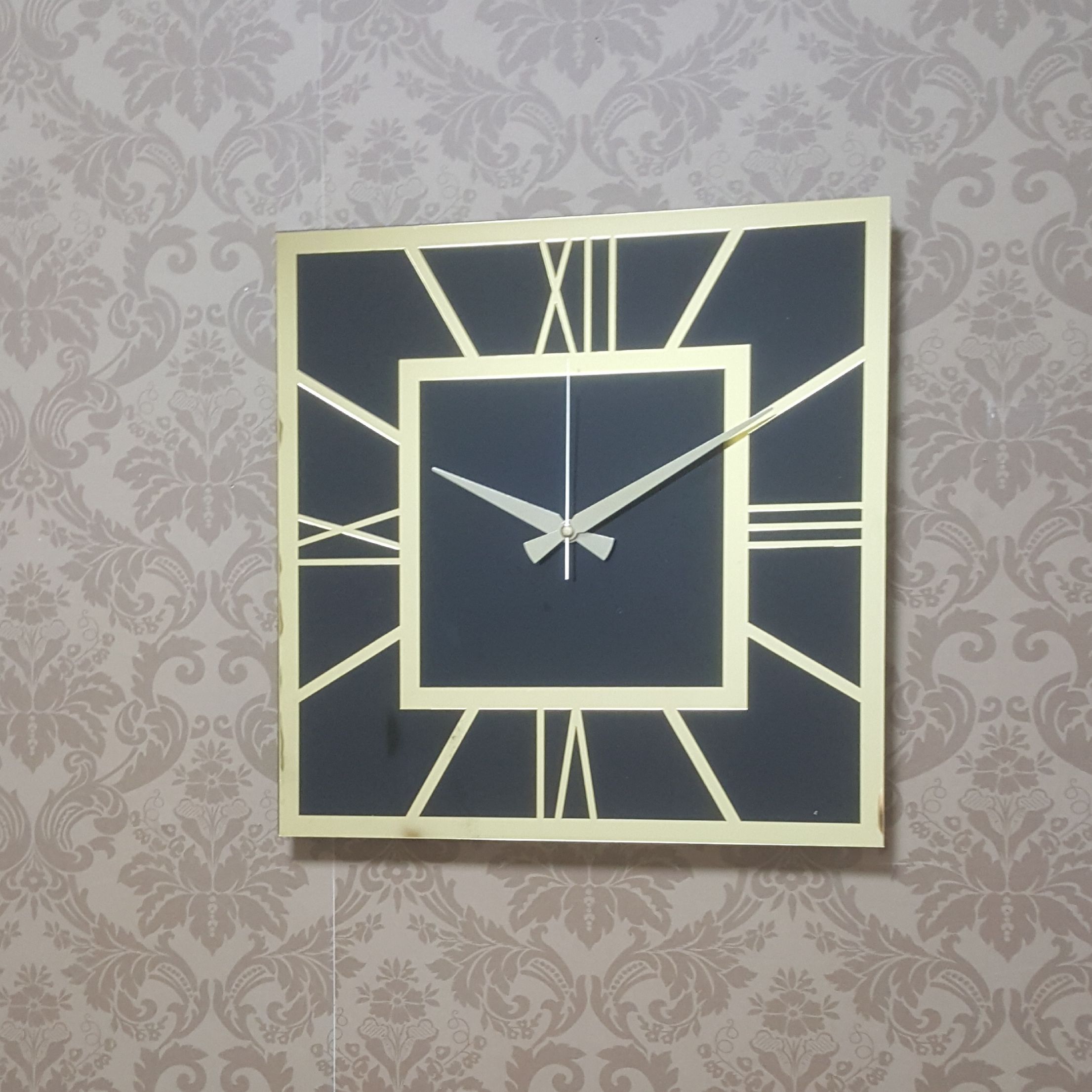 KARE SAAT