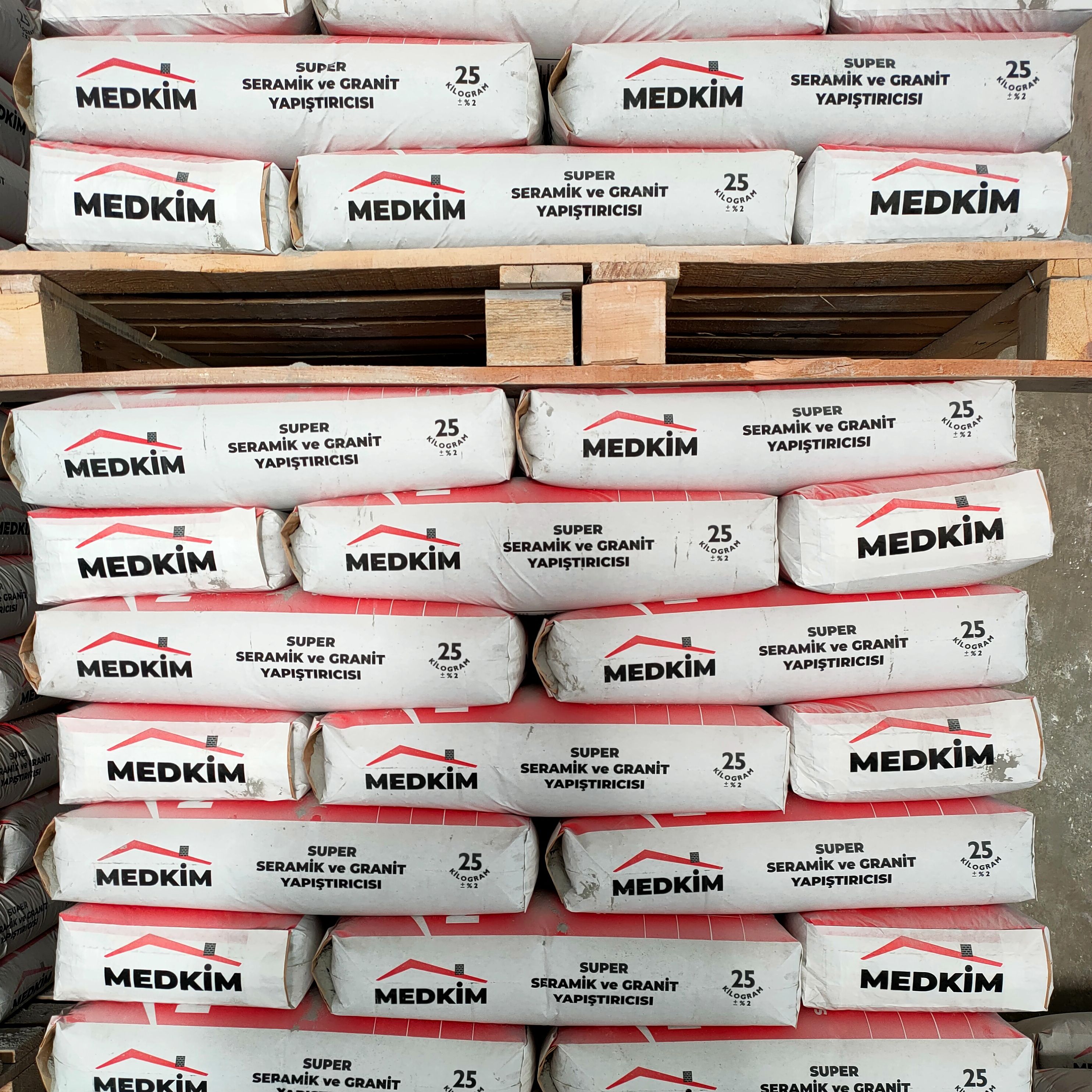 Seramik yapıştırıcı