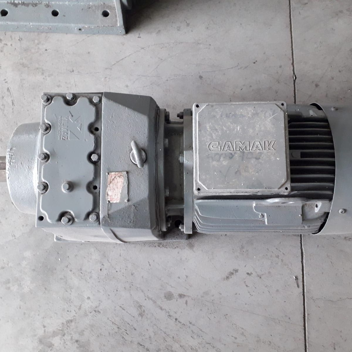 80 DEVİR REDÜKTÖR MOTOR 11KW 1500D/DK