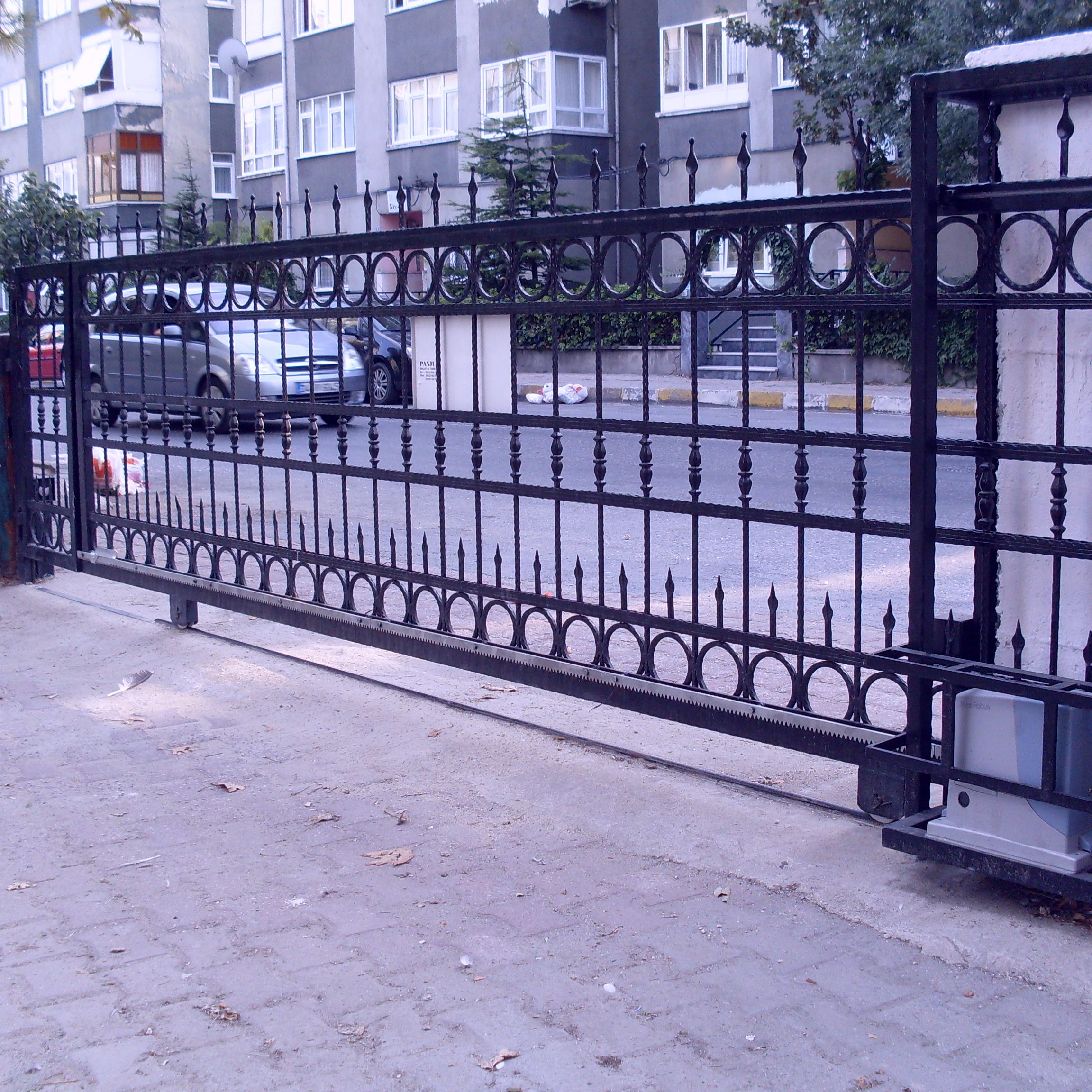 Otomatik Bahçe Kapısı